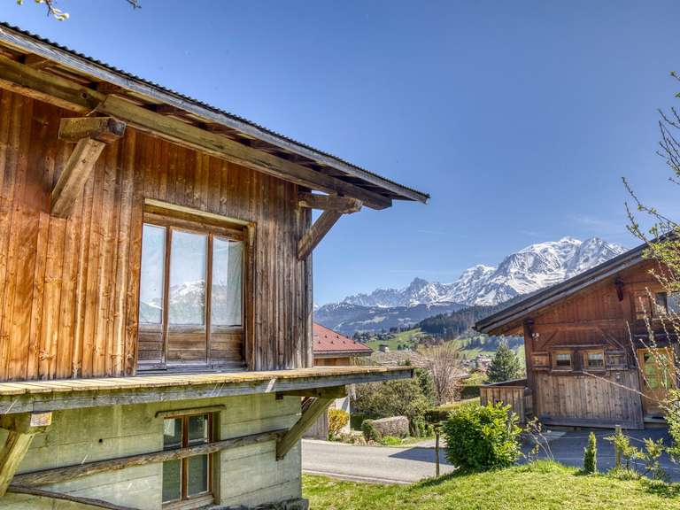 Maison Demi-Quartier - 527m²