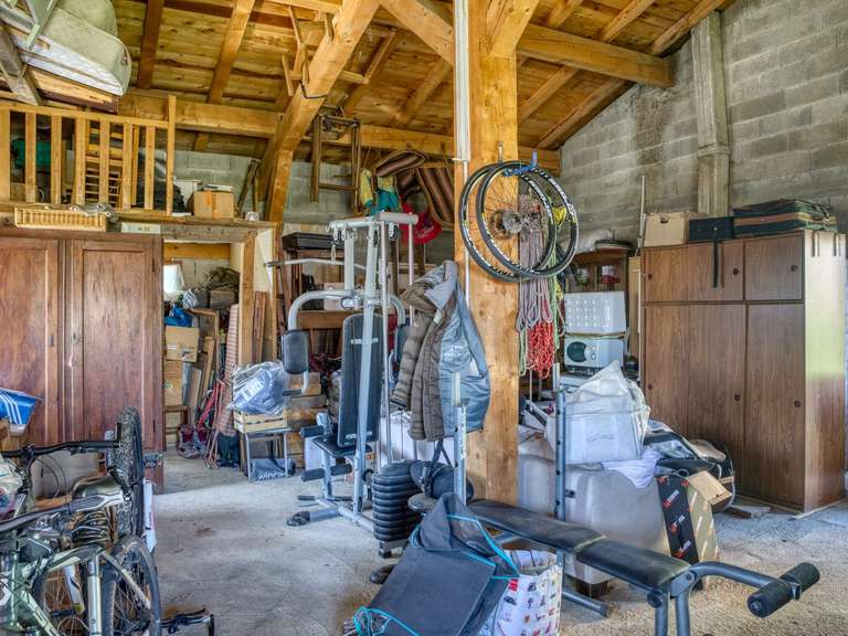 Maison Demi-Quartier - 527m²