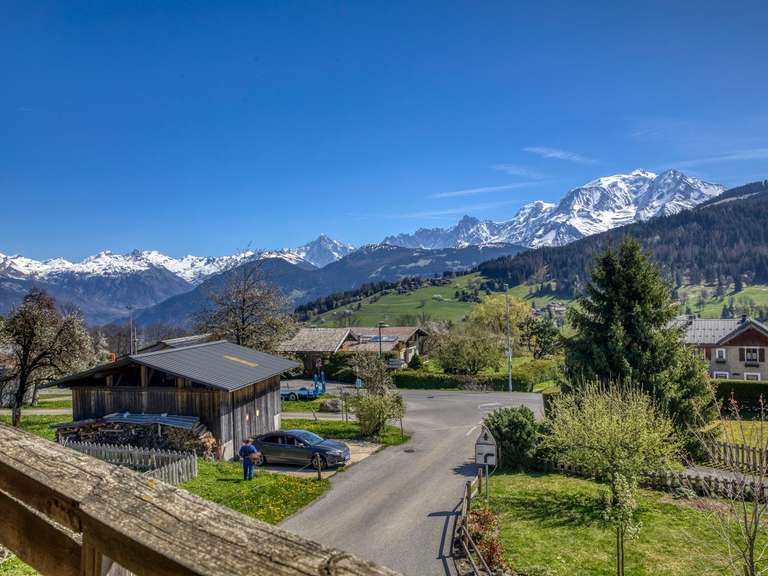 Maison Demi-Quartier - 527m²