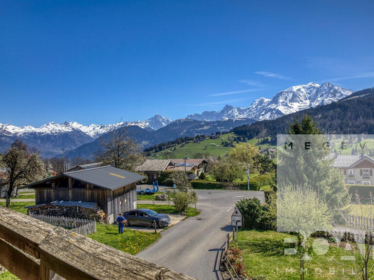 House Demi-Quartier - 527m²