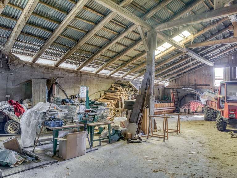 Maison Demi-Quartier - 527m²