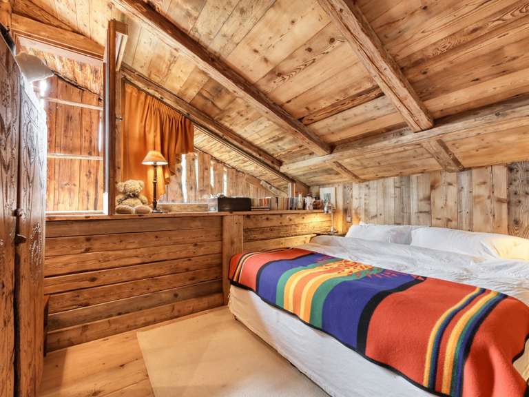 Maison Demi-Quartier - 11 chambres - 365m²