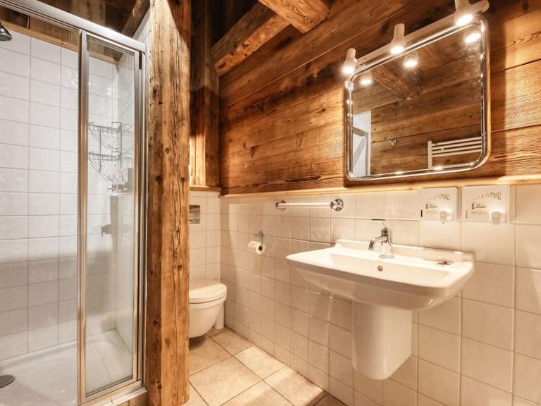 Maison Demi-Quartier - 11 chambres - 365m²