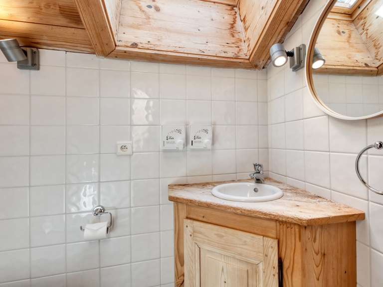 Maison Demi-Quartier - 11 chambres - 365m²