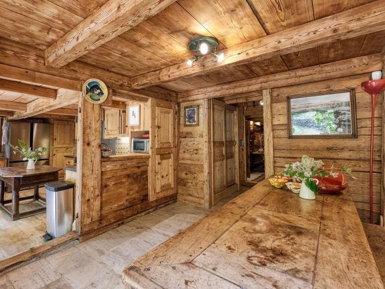 Maison Demi-Quartier - 11 chambres - 365m²