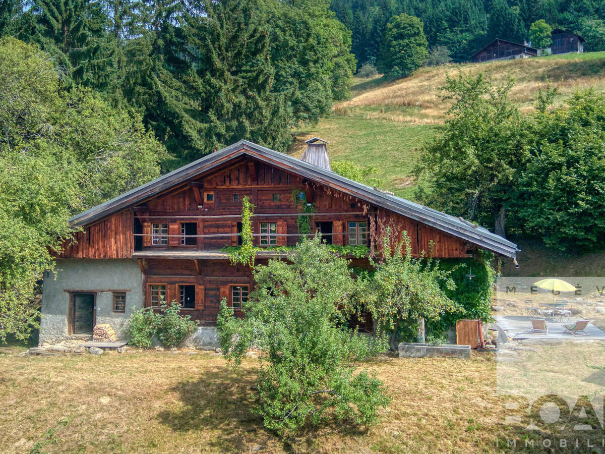 House Demi-Quartier
