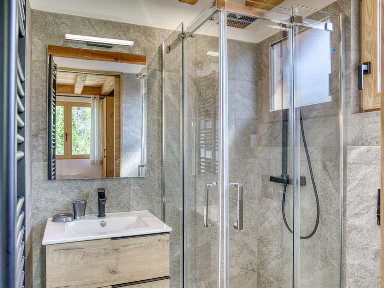 Maison Demi-Quartier - 4 chambres - 192m²