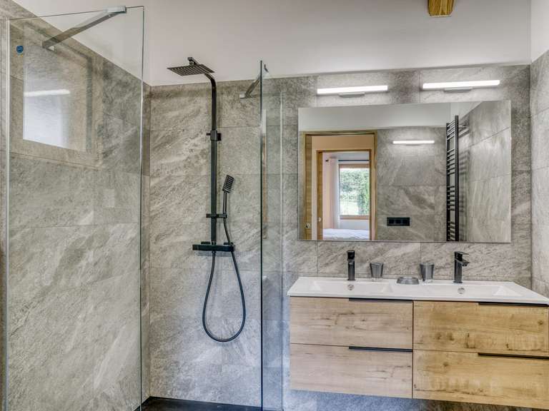 Maison Demi-Quartier - 4 chambres - 192m²