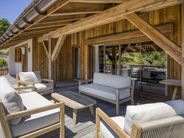 Maison Demi-Quartier - 7 chambres - 596m²