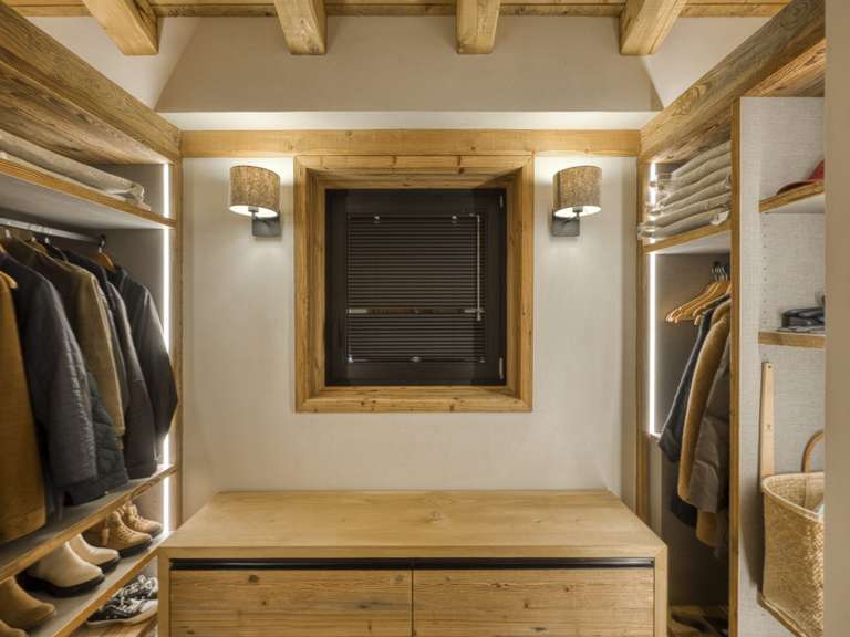 Maison Demi-Quartier - 7 chambres - 596m²