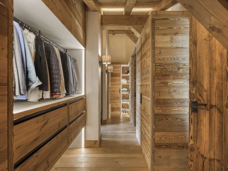 Maison Demi-Quartier - 7 chambres - 596m²