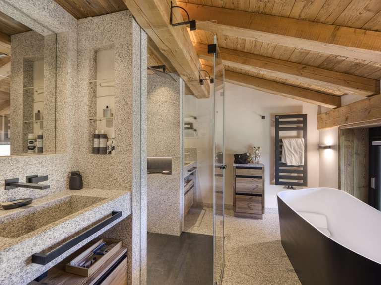 Maison Demi-Quartier - 7 chambres - 596m²