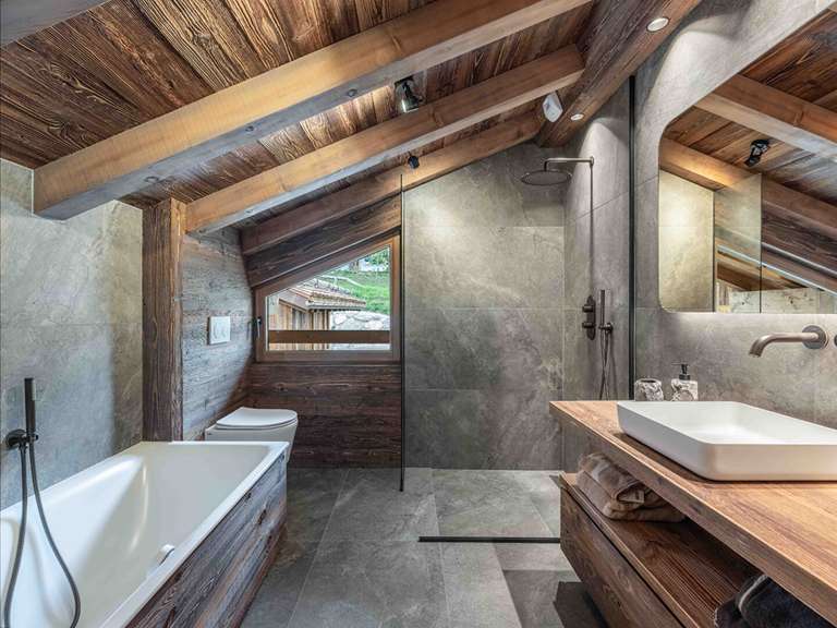 Maison Demi-Quartier - 4 chambres - 239m²