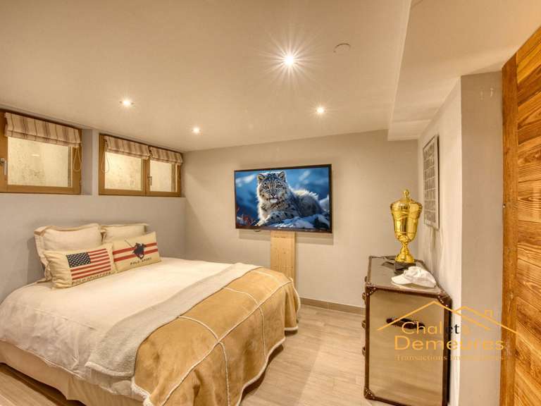 Maison Demi-Quartier - 6 chambres - 307m²