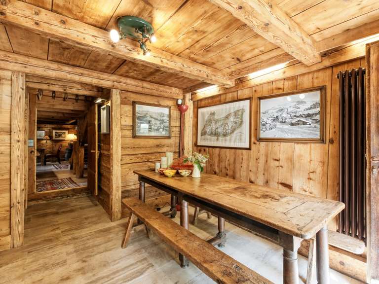 House Demi-Quartier - 11 bedrooms - 365m²