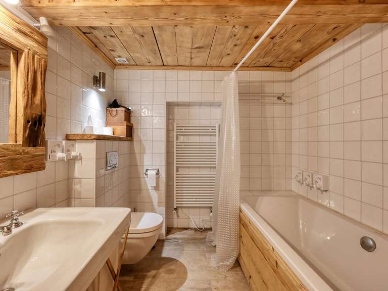 House Demi-Quartier - 11 bedrooms - 365m²