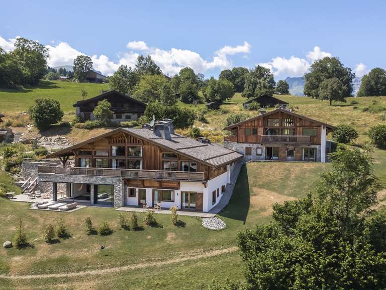 Maison Demi-Quartier - 7 chambres - 596m²