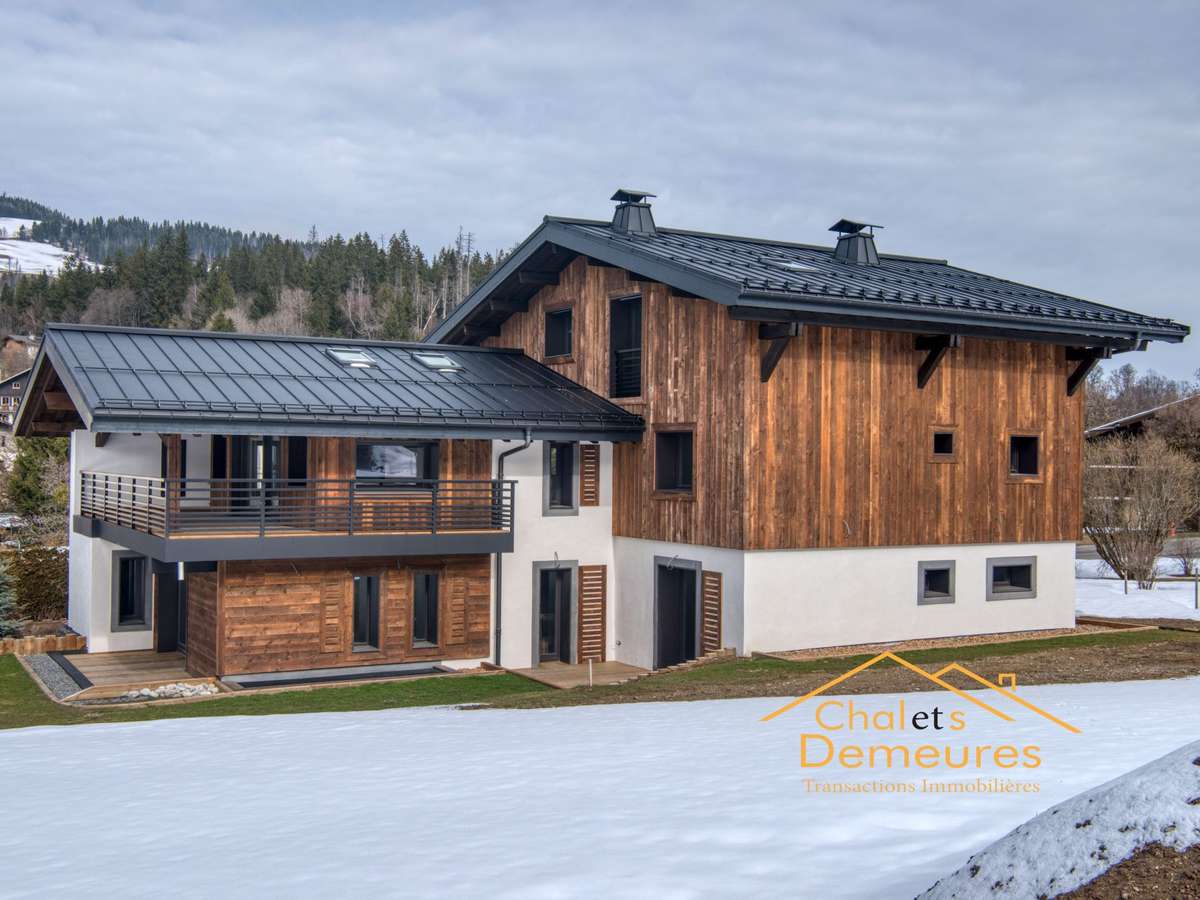 House Demi-Quartier