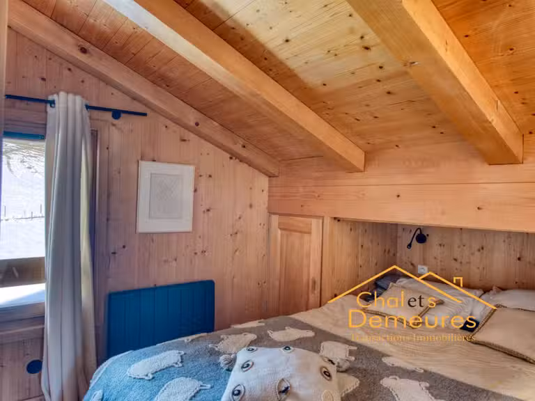 Maison Demi-Quartier - 5 chambres - 217m²