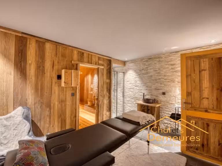 Maison Demi-Quartier - 5 chambres - 217m²