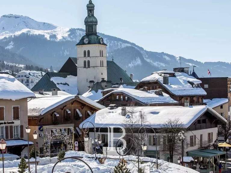 Terrain Demi-Quartier - 597m²