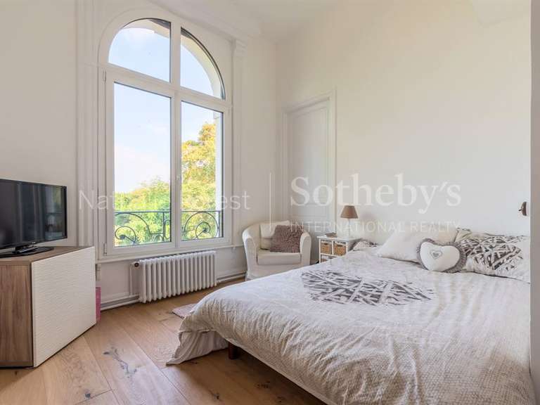 House Deûlémont - 5 bedrooms - 318m²