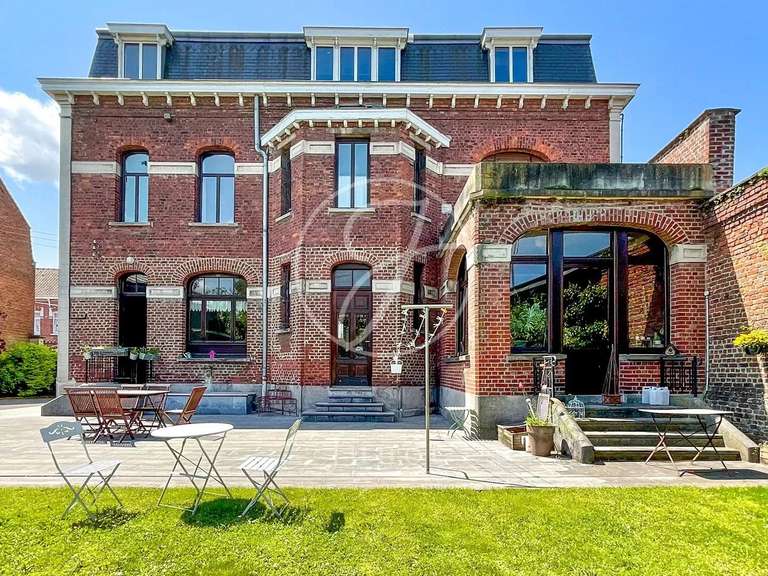 Maison Deûlémont - 8 chambres - 563m²