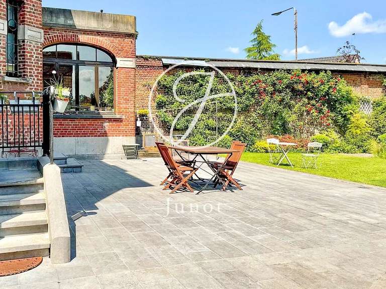 Maison Deûlémont - 8 chambres - 563m²