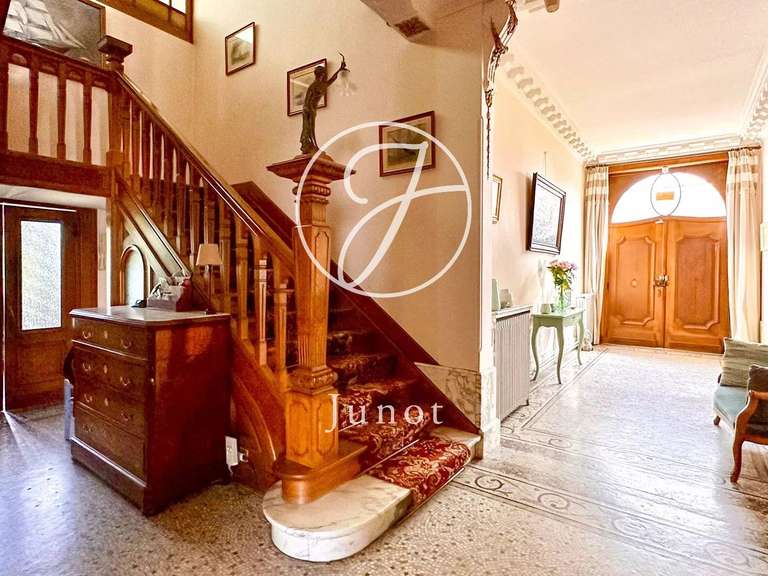 Maison Deûlémont - 8 chambres - 563m²
