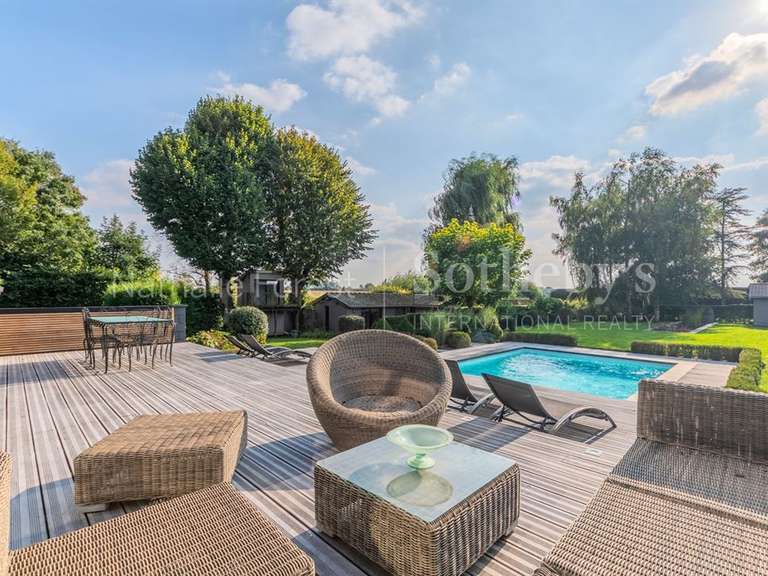 Maison Deûlémont - 5 chambres - 318m²