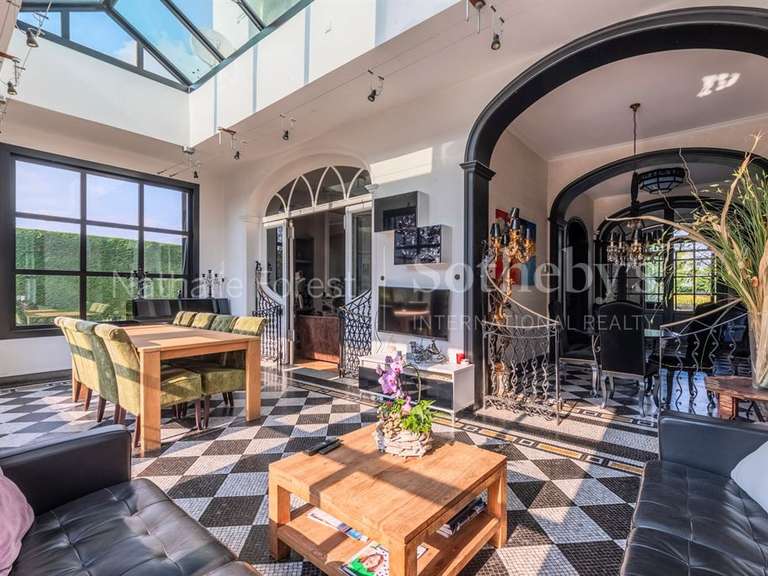 Maison Deûlémont - 5 chambres - 318m²