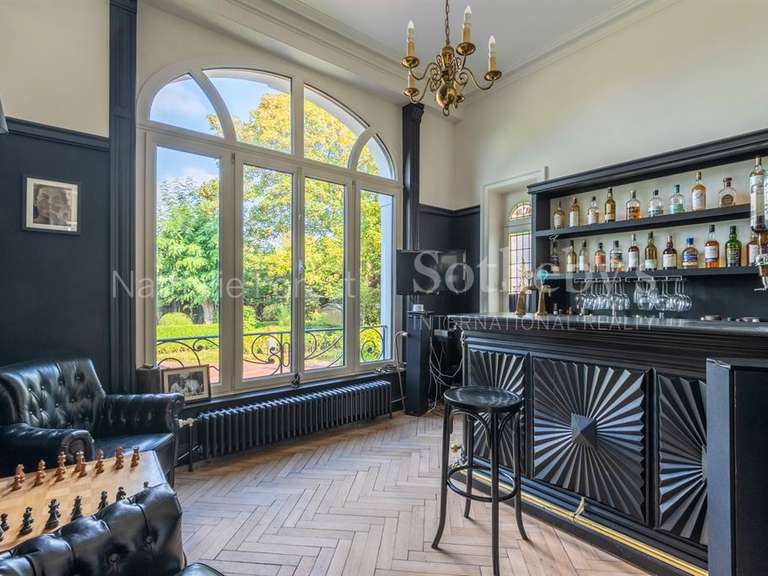 Maison Deûlémont - 5 chambres - 318m²