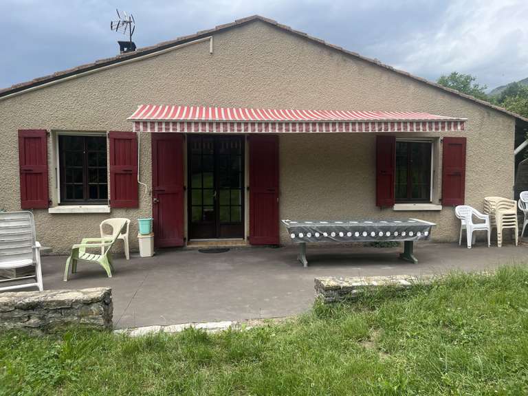 Maison Die - 5 chambres - 191m²
