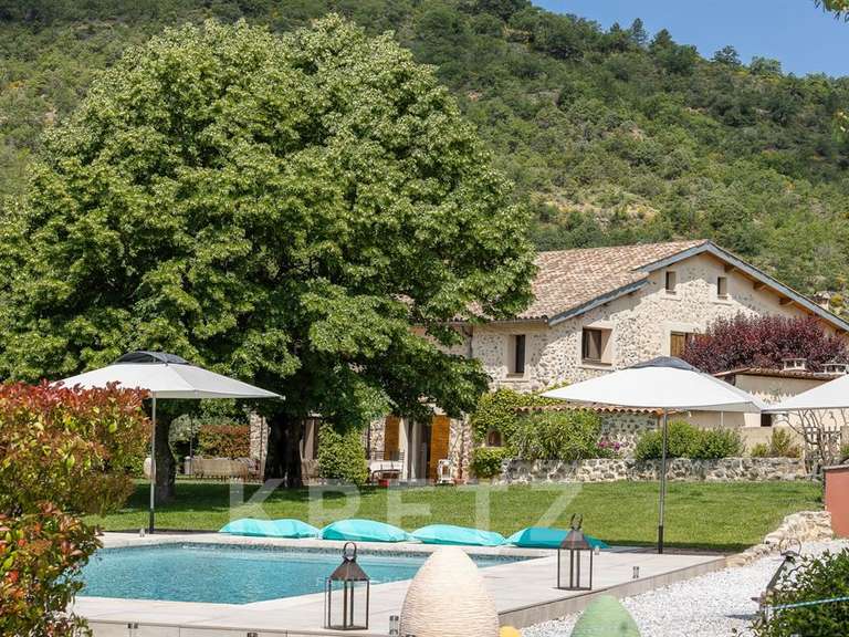 Maison Digne-les-Bains - 5 chambres - 700m²