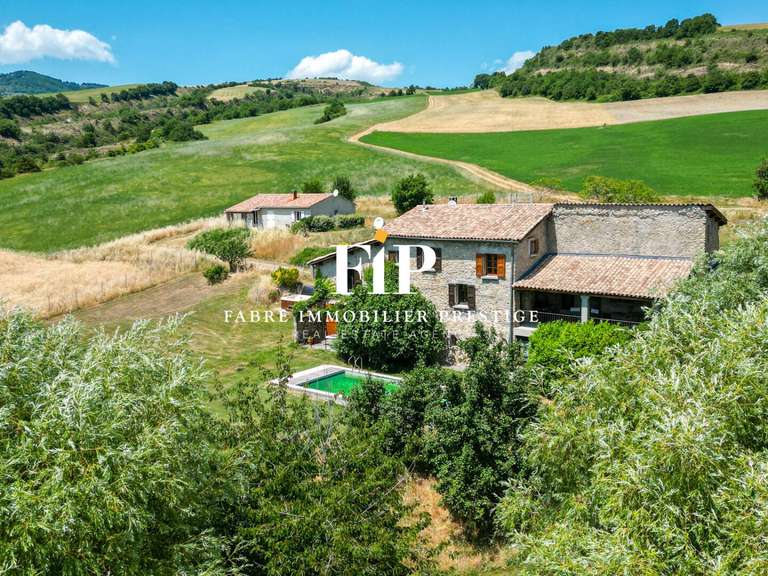 Propriété Digne-les-Bains - 6 chambres - 340m²