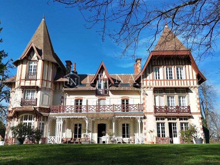 Manoir Digoin - 13 chambres - 830m²