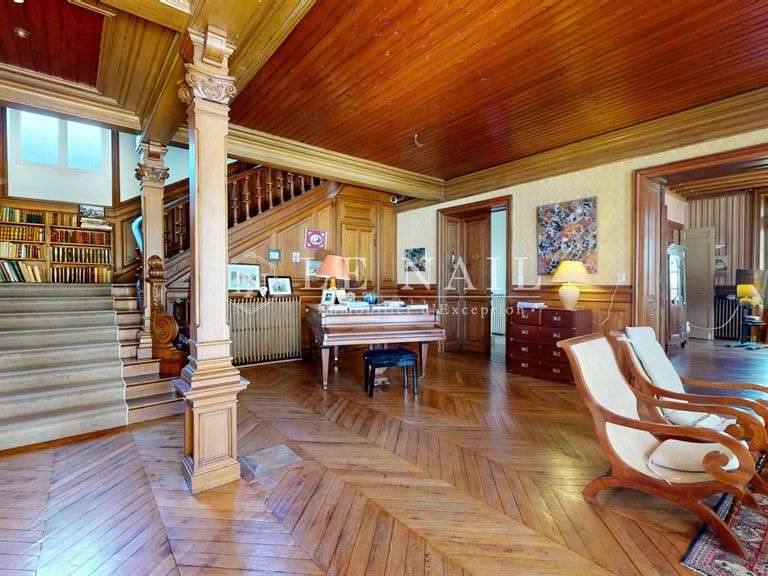 Manoir Digoin - 13 chambres - 830m²