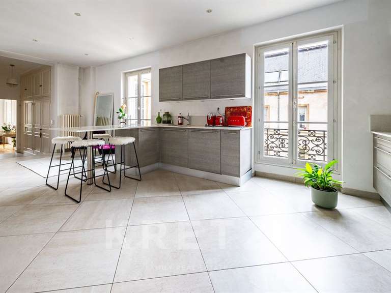 Appartement Dijon - 4 chambres - 203m²