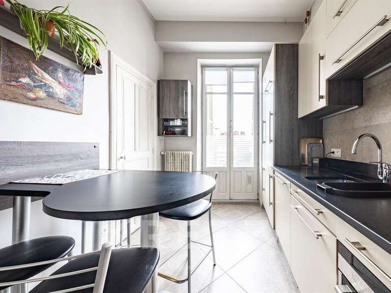 Appartement Dijon - 5 chambres - 188m²