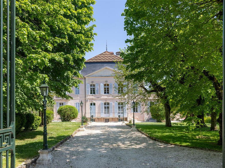 Château Dijon - 685m²