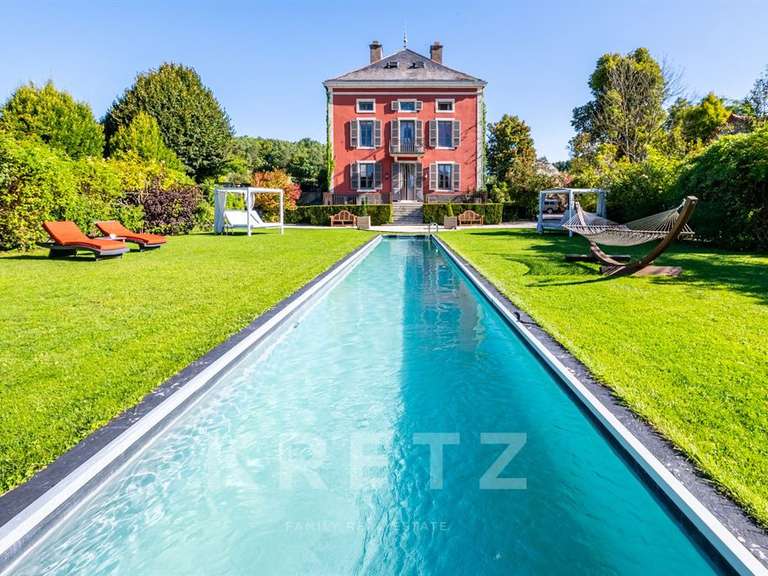 Château Dijon - 26 chambres - 4000m²