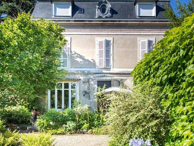 Maison Dijon - 7 chambres - 260m²