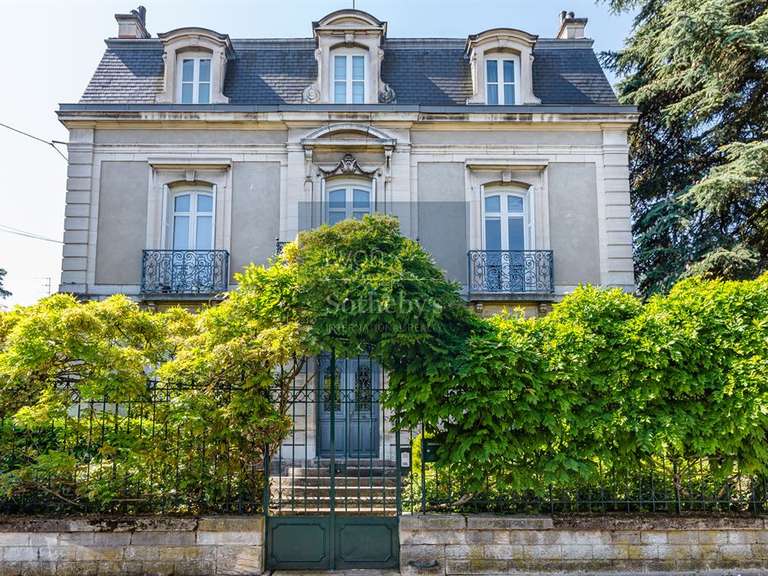 Maison Dijon - 7 chambres - 260m²