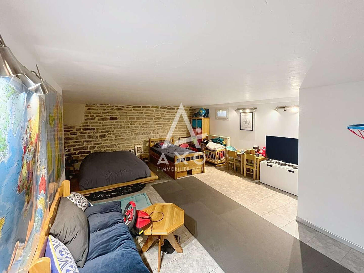 House Dijon