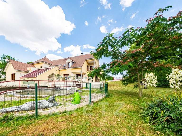 Maison Dijon - 7 chambres - 370m²