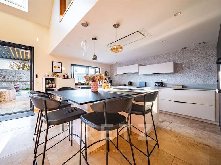 Maison Dijon - 6 chambres - 254m²