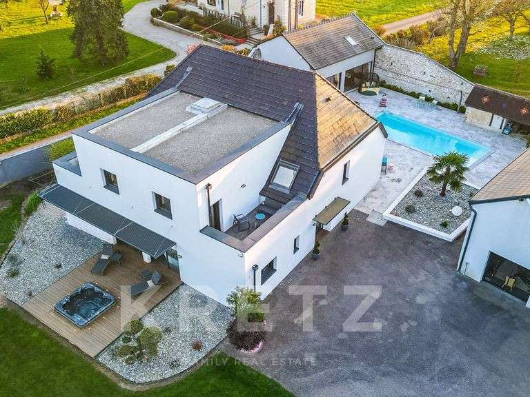 Maison Dijon - 6 chambres - 254m²
