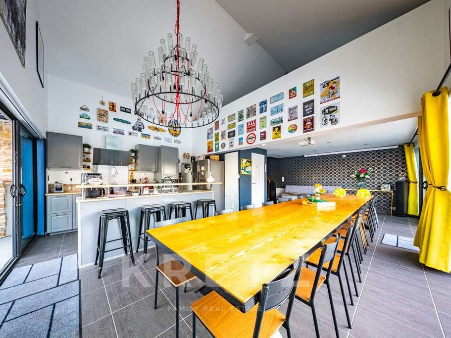 House Dijon