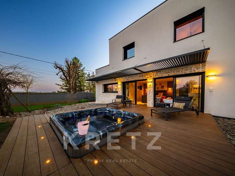 Maison Dijon - 6 chambres - 254m²