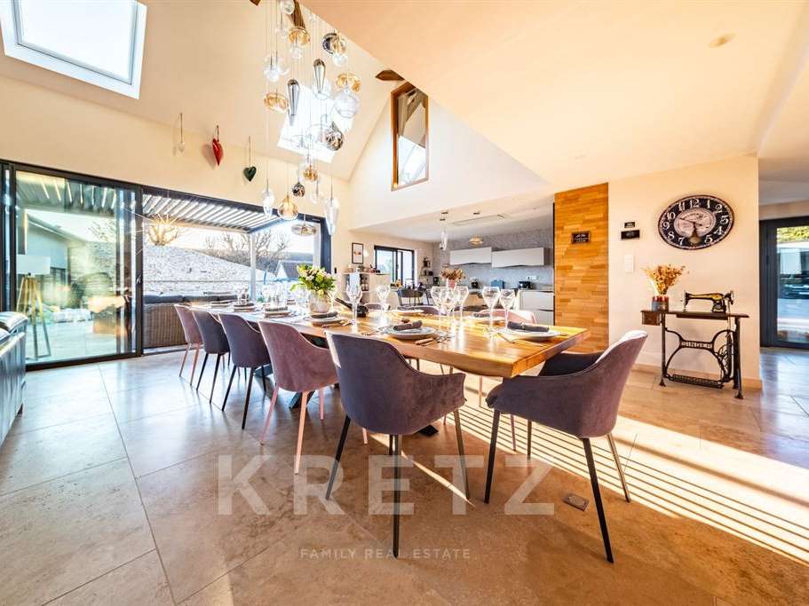 House Dijon